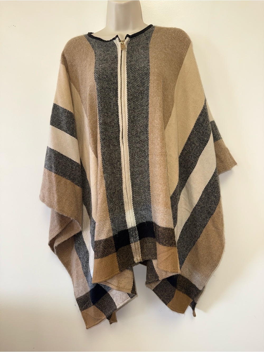Apt. 9 (OS) Neutral Zip Up Poncho